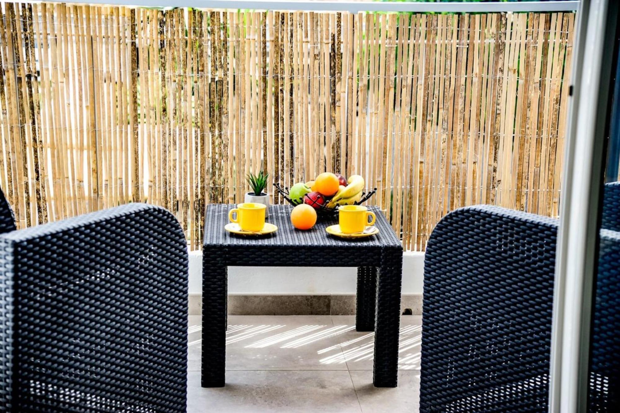Francesca - Beach By Foot Terrace - By Tgb ปอร์ติชโช ภายนอก รูปภาพ